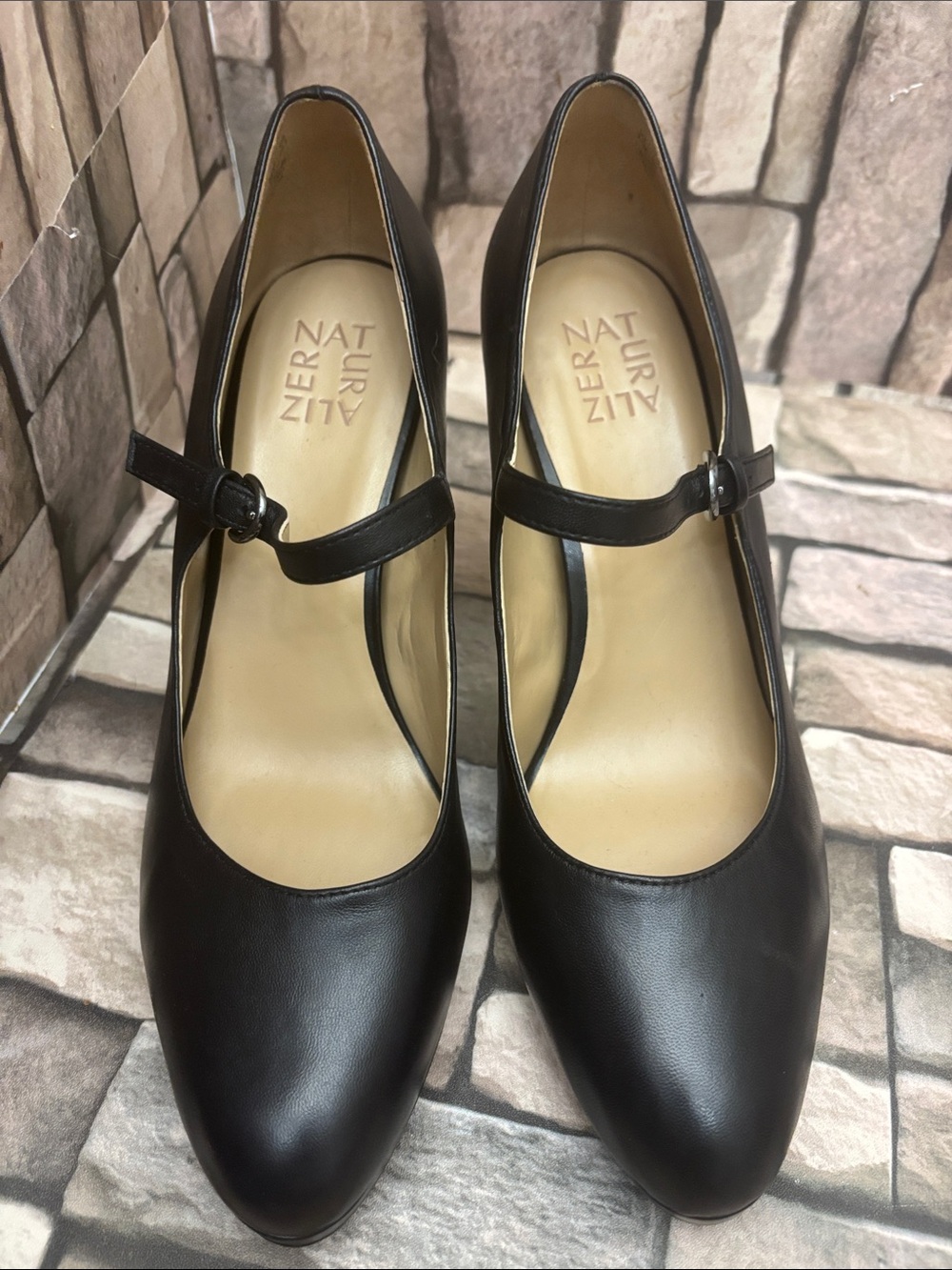 Naturalizer Women's Black Mary Jane Pump Sz 9.5